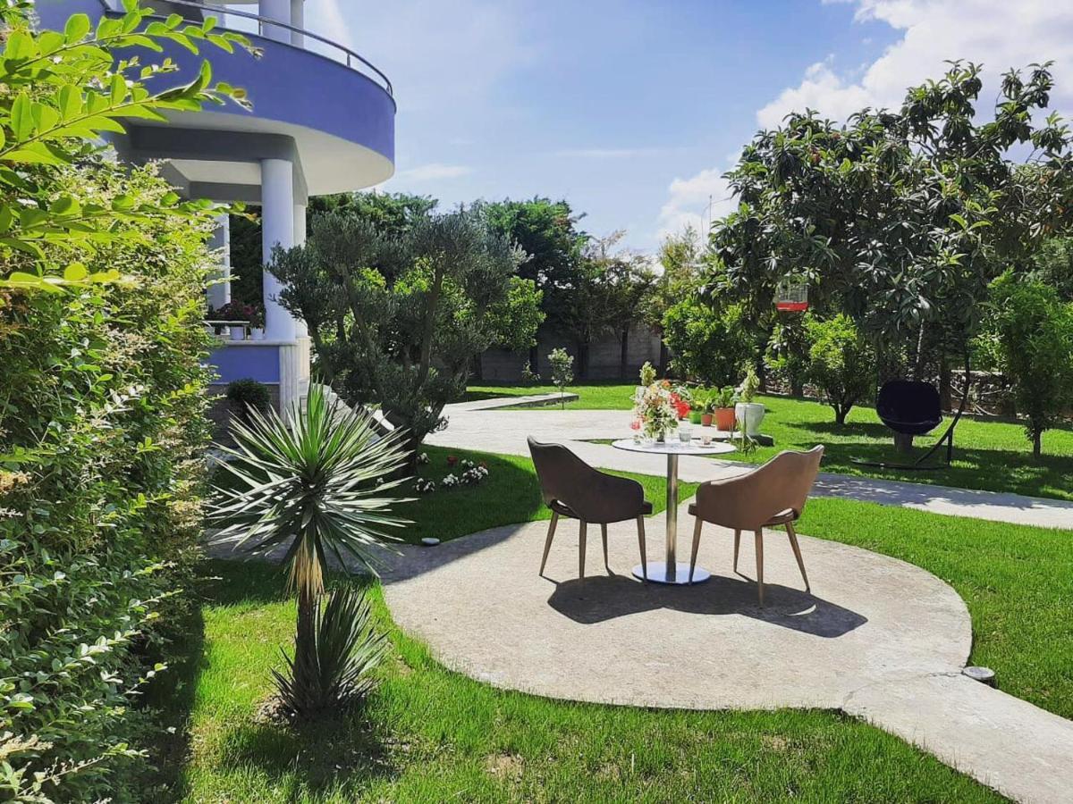 Hotel Vila Arbri ベラト エクステリア 写真